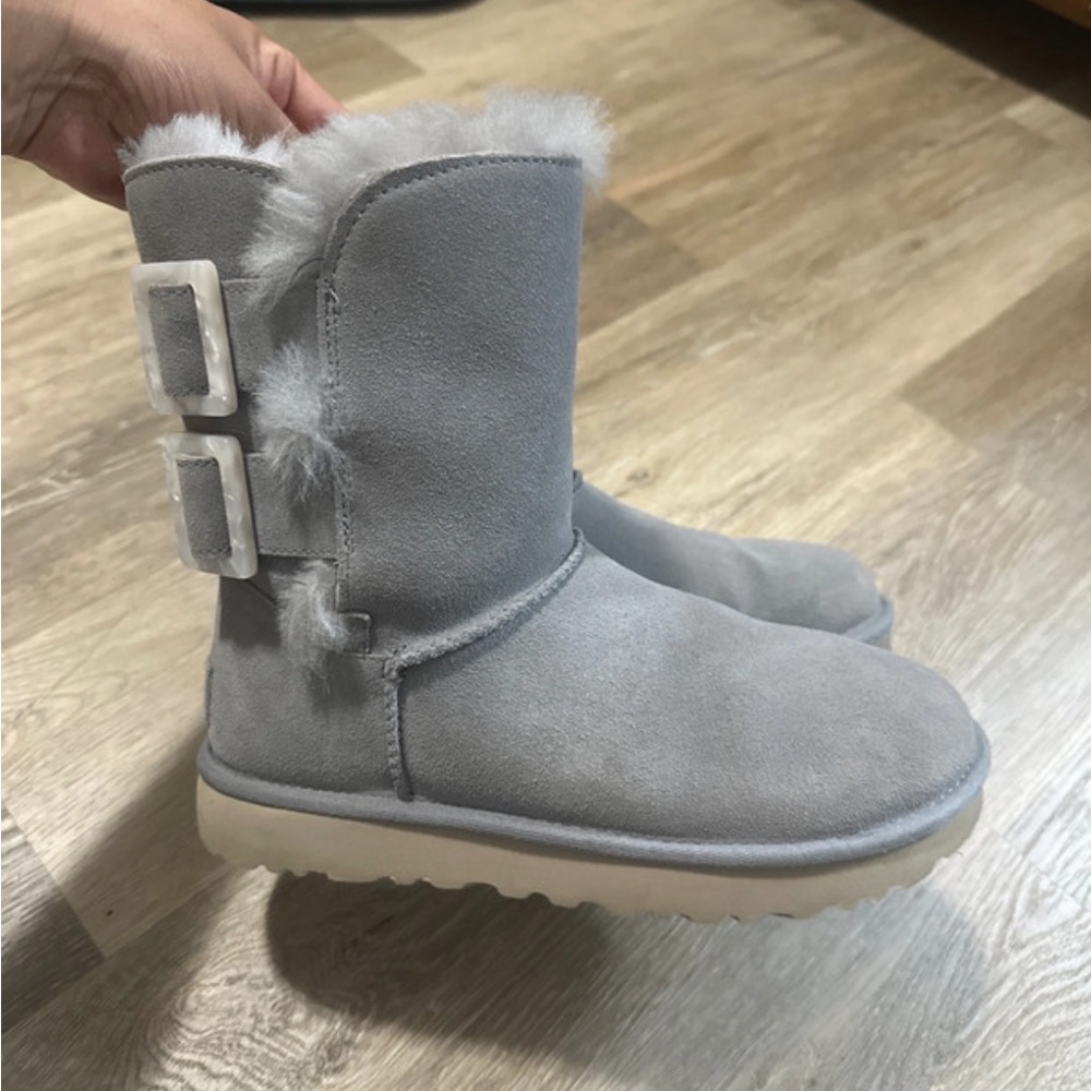 UGG Bailey Fashion Buckle color gray